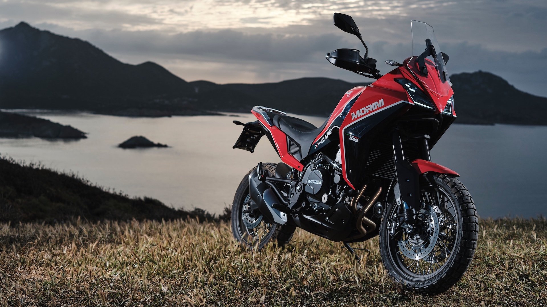 Moto Morini XCape & Seiemmezzo adventure/roadster (2022) review